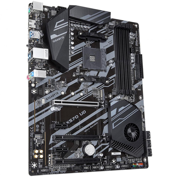 Placa Mãe Gigabyte X570 UD, AM4, ATX, DDR4