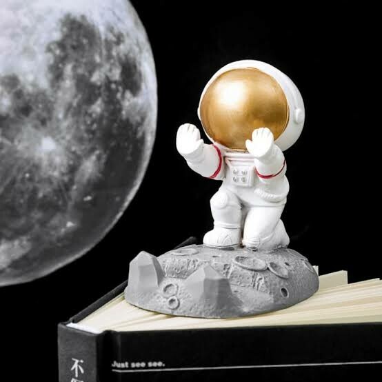 Suporte de Mesa Astronauta Para Celular Oberon - OR-SP05